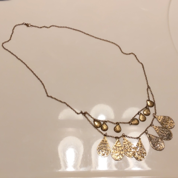 Long multilayer necklace - Picture 2 of 3